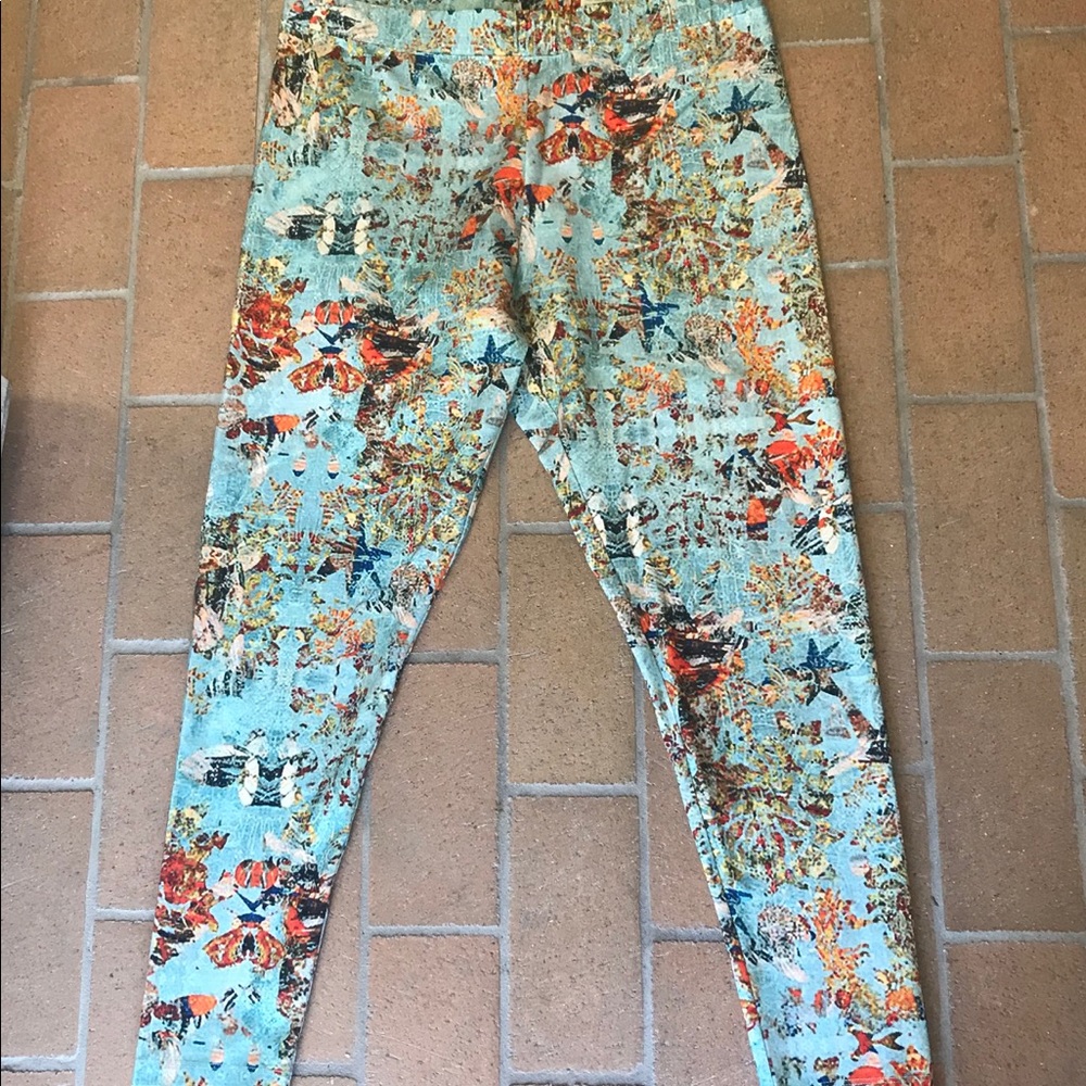 SOFT SURROUNDINGS HAVE TO HAVE  ANKLE LEGGINGS IN CORDUBA PRINT SZ PETITE LARGE - Picture 3 of 6